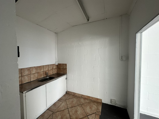 To Let Commercial Property for Rent in Ottery Western Cape